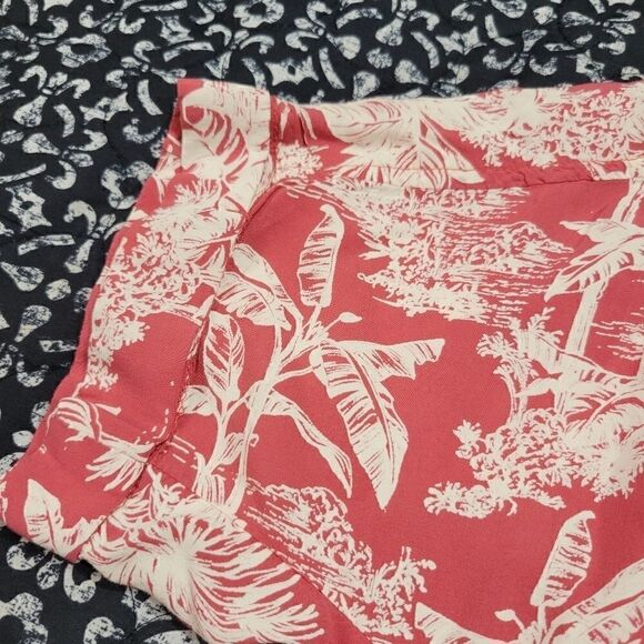 NWOT American Eagle Pink Hawaiian Tropical Summer Beachy Tie Button Crop Blouse - Picture 4 of 9